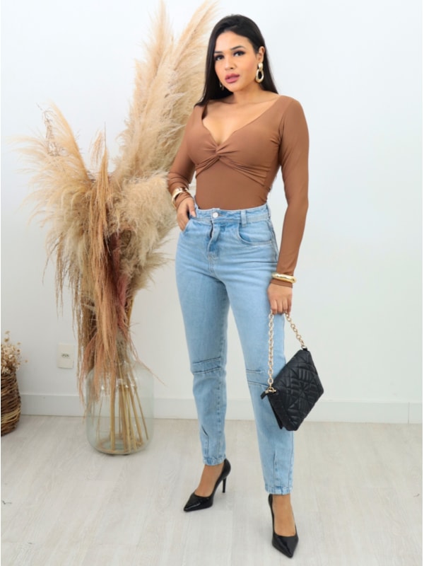 image_dd59231a-1d1e-428f-9532-a7ca8961e39c