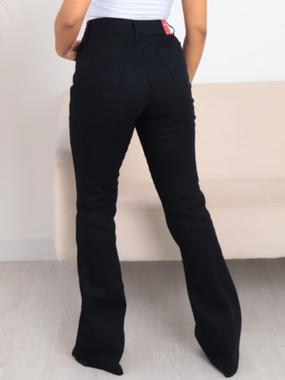 CALÇA JEANS FLARE PRETO MILLA