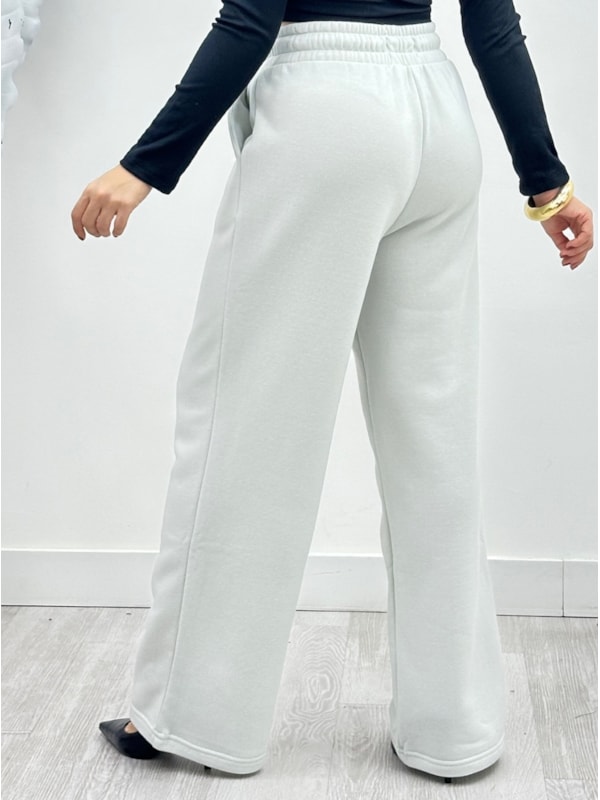 image_b8f3f6a1-f68c-424d-98b2-75b67a698e66