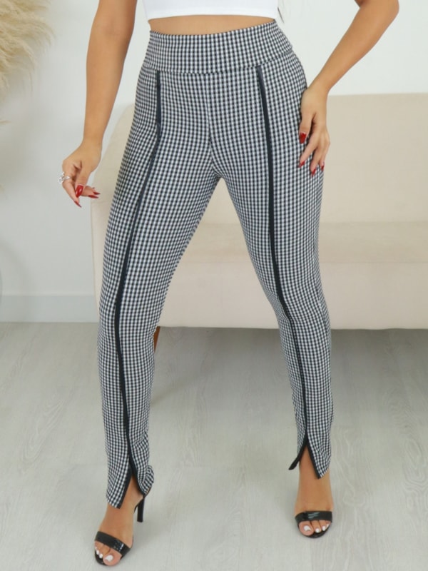 Be discouraged Broom Maneuver Calça Xadrez Com Fenda na Barra Louise - BOUTIQUE DASSI| Os preços mais baixos da Internet Be discouraged Broom Maneuver Calça Xadrez Com Fenda na Barra Louise - BOUTIQUE DASSI| Os preços mais baixos da Internet