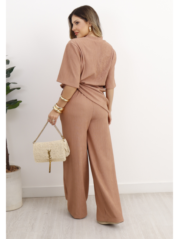 image_68e3eeb0-f9f1-4553-bfd2-bef0d9e08498