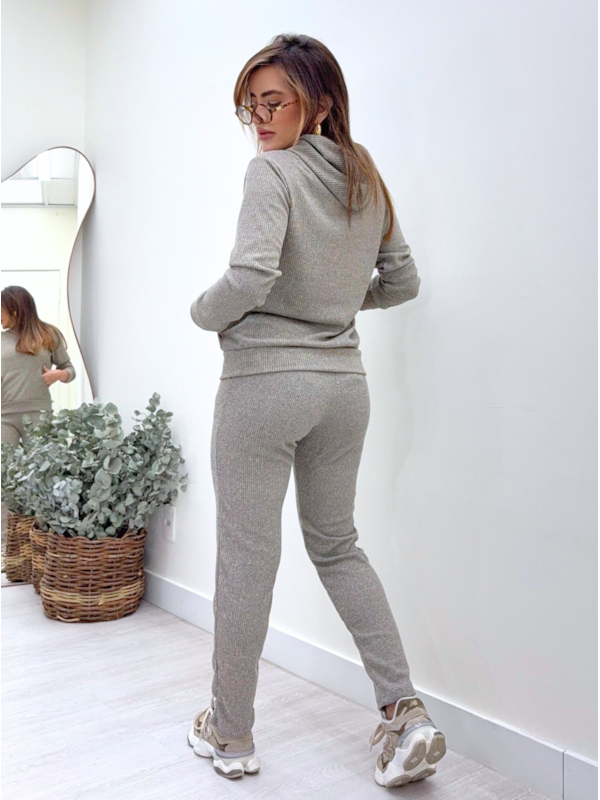 image_3772e464-60e1-403b-afae-badd80098845