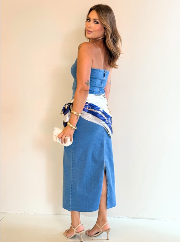 image_fe9e696a-be84-4a12-8709-64feb8b83fe6